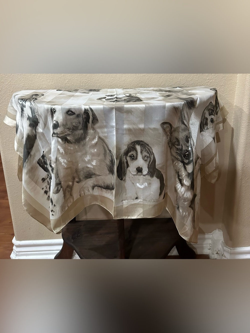 Beautiful Dog Lover’s Scarf